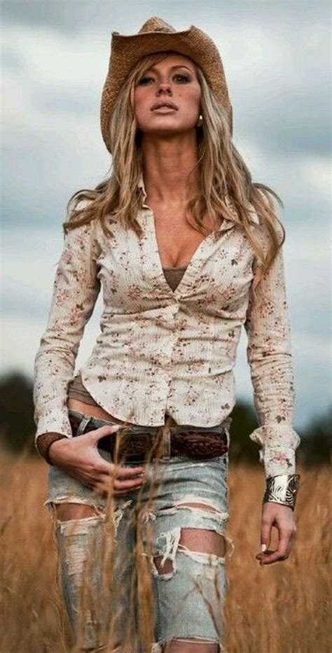 Pin By Ernie Tyler On ♥ ♥ Denιм ♥ ♥ Country Girl Photos Country Girls Country Outfits