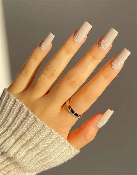 25 Stunning Beige Nails That Are Anything But Bland