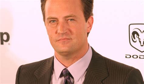 C Est Le Coeur Lourd Que Mort De Matthew Perry Friends Matt