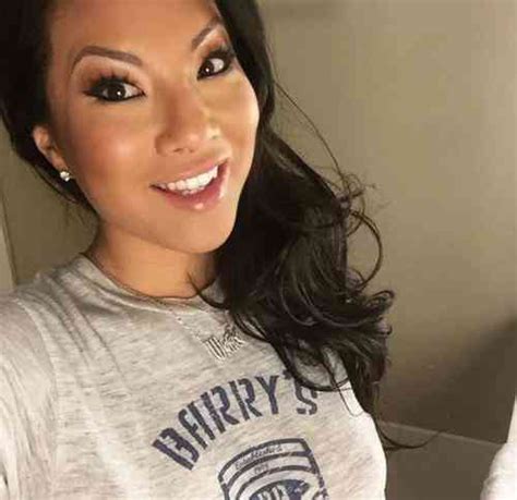 Im Porn Star Asa Akira And These 6 Things Saved My