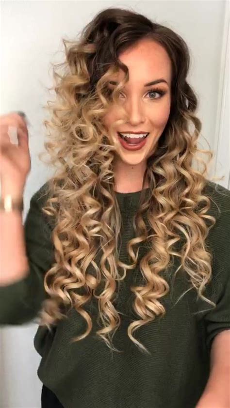 Super Curly Hair Tutorial How To Get Bouncy Curls With A Curling