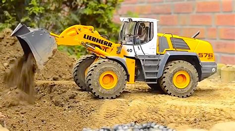 Extra Long Rc Wheel Loader Special Rc Truck Action With A Liebherr