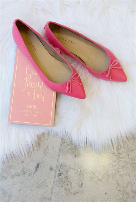 A Classic Pink Ballet Flat Is Sweet And Chic Chic Womens Shoes Pink
