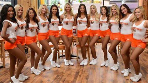 Hooters el tetaurante machista que amenaza con abrir en Cataluña este año