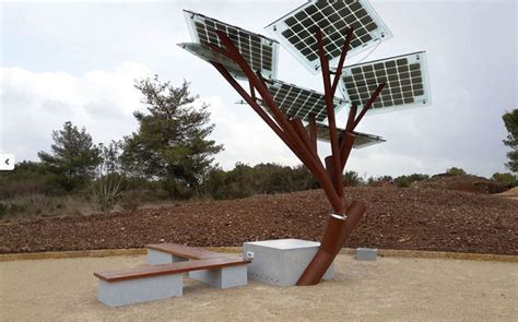 Israels Solar Powered Trees Charge Smartphones Chill Water And Supply