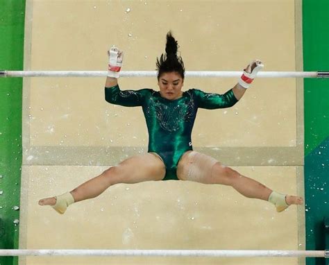 Maybe you would like to learn more about one of these? Redes sociales se burlan de esta gimnasta en los JJ.OO ...