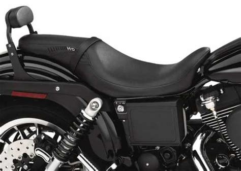 52359 06 Harley Davidson Leather Badlander Seat For Dyna 06 17