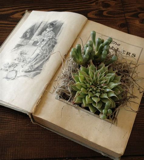 Astonishing Diy Ideas To Reuse Your Old Books In Creative Ways Top