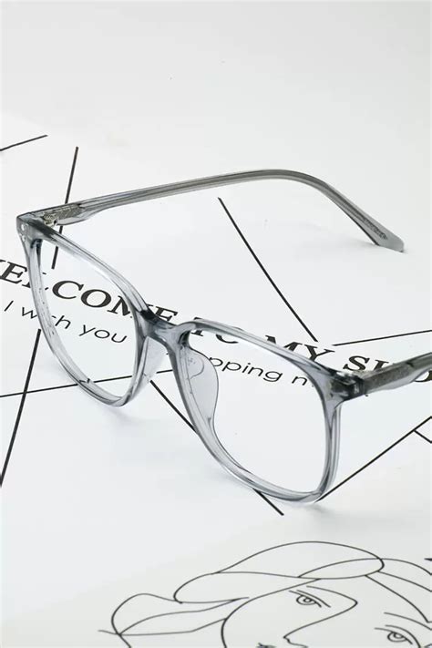 G5813 Square Gray Eyeglasses Frames Leoptique