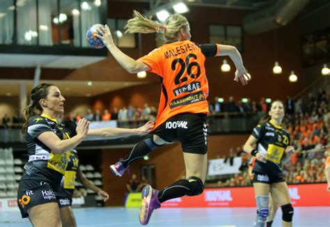 Op dit moment is de website in onderhoudsmodus. 100%NL is mediapartner van Nederlandse handbaldames ...