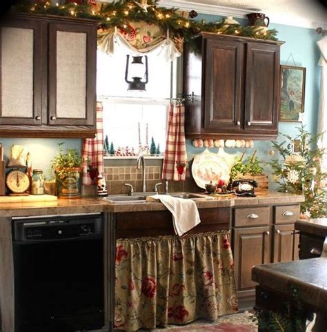 Find ideas for decorations, food, party games, breakfast at tiffany's, gifts with mason jars, dessert tables, guest books, free printables, housewarming gifts, wooden spoons, kate spade inspired, photo booths, towel cakes, diy favors, cooking party ideas, kitchen theme shower, stock the freezer baby. 30+ Stunning Christmas Kitchen Decorating Ideas - All ...