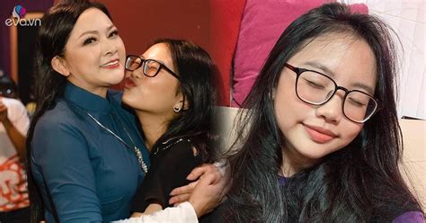 Theo chỉ đạo của bộ y tế, vnvc vừa bàn giao hơn 1,1 triệu liều vaccine astrazeneca cho viện pasteur tp.hcm để phân phối cho các tỉnh, thành phố phía nam. Phương Mỹ Chi "đọ sắc" bên thần tượng Như Quỳnh, tự nhận ...