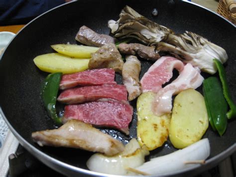 5:56 cook kafemaru 126 095 просмотров. 家のフライパンでお店の焼肉の味!美味しい焼肉の焼き方 ...