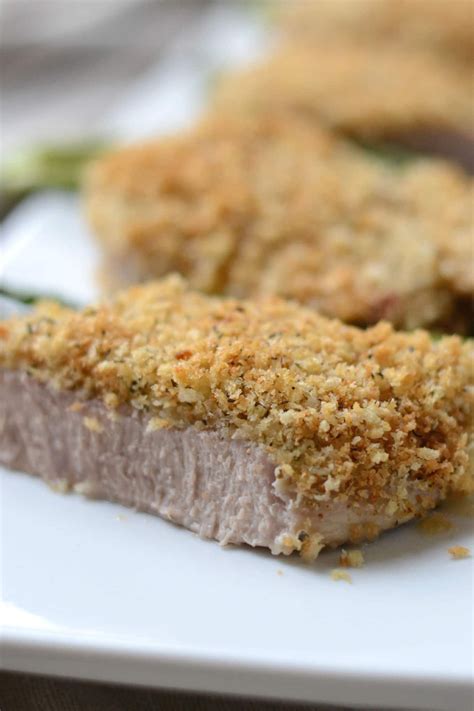 You can use chicken quarters in place of chops or chicken broth in place of water. Easy Baked Panko Pork Chops | Recipe | Easy baking, Panko ...