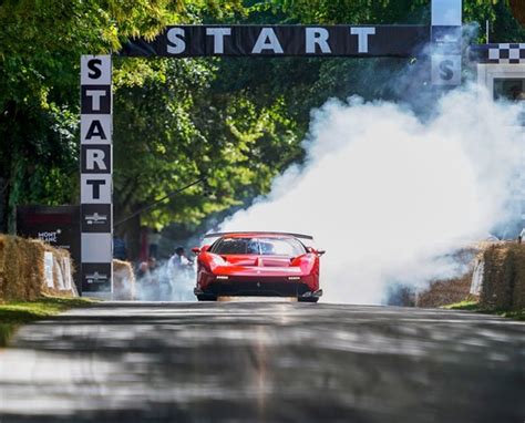 We did not find results for: Ferrari surprend les passionnés à Goodwood