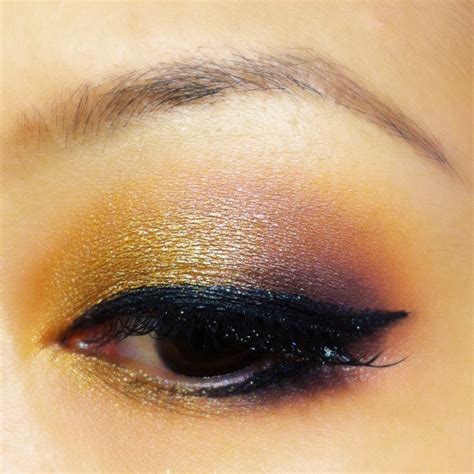Style By Cat Eotd Gold Maroon