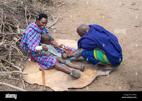 Same Tanzania 4th June 2019 Maasai Men Show How Circumcision Happens In Their Tradition Stock