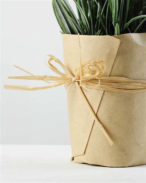 20cm Lavender Silk Flower In Paper Wrap Pot Silk Flowers Factory