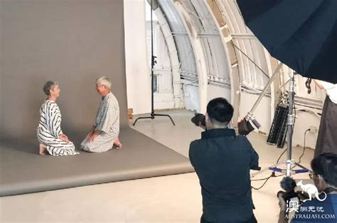 the 70 year old couple hugged naked and took the most special wedding photo it s so shocking