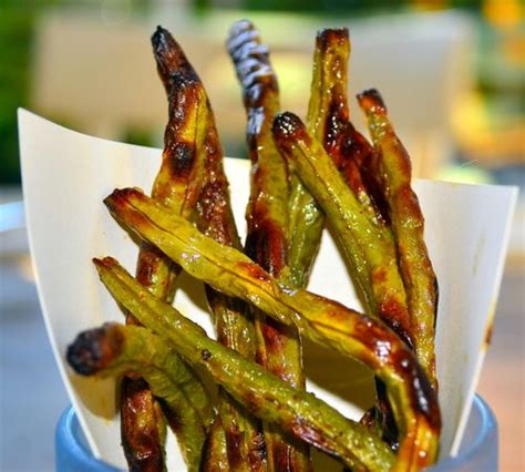Bake at 350°f for 15 minutes. Green Bean Fries | Fried green beans, Farmers market ...