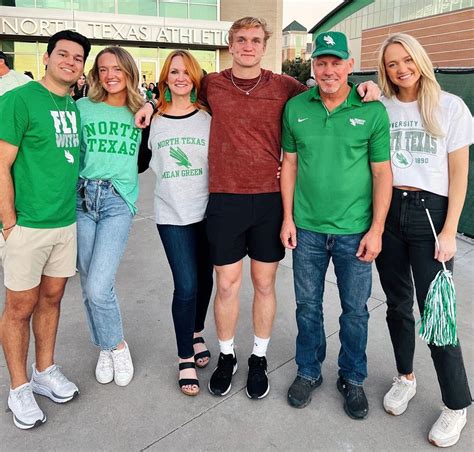Pioneer Woman Ree Drummond's Family Has a Mini Reunion at Son Bryce's