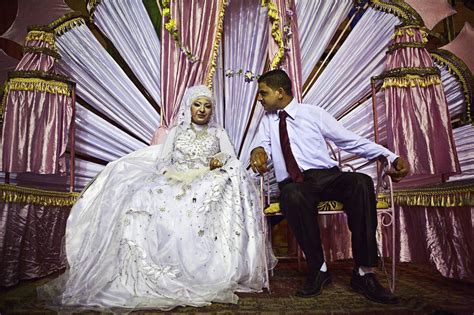 Egypts Money Woes Hit A Touchstone Of Marriage Wsj