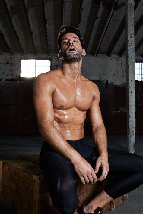 Tom Ellis Is Hot As Lucifer Morningstar Here S The Proof My Xxx Hot Girl