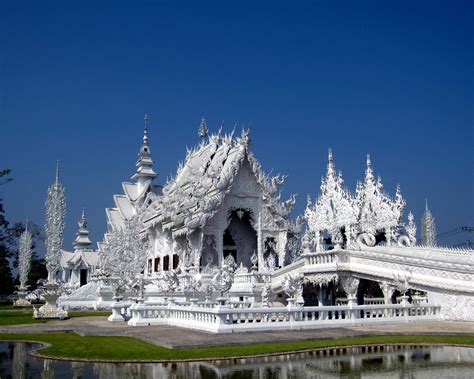 The White Temple Chiang Mai Thailand Cool Places To Visit White