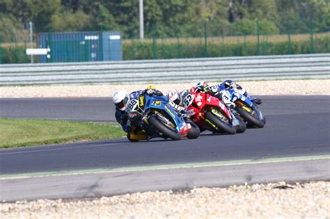 Slovakia ring agency 800 orechová, potôň, 930 02 slovak republik tel: Rundenrekord SlovAkiaring - Roland Resch - Motorradrennfahrer