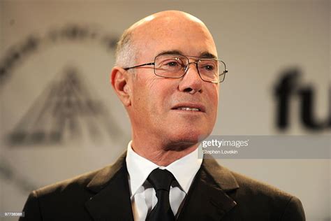 Inductee David Geffen Attends The 25th Anniversary Rock And Roll Hall