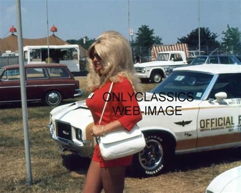 1972 indy 500 sexy linda vaughn photo busty trophy girl hurst olds pace car wow 14 41 picclick