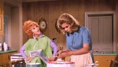 Behind The Scenes Secrets About Bewitched And The Brady Bunch Tv