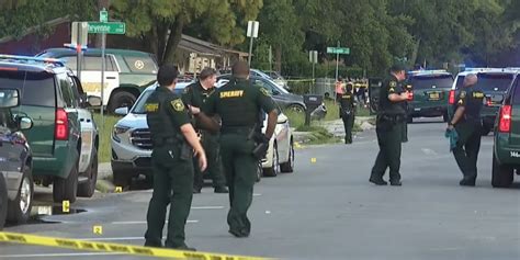 Suspects in drive-by shooting leap from bridge after wild chase