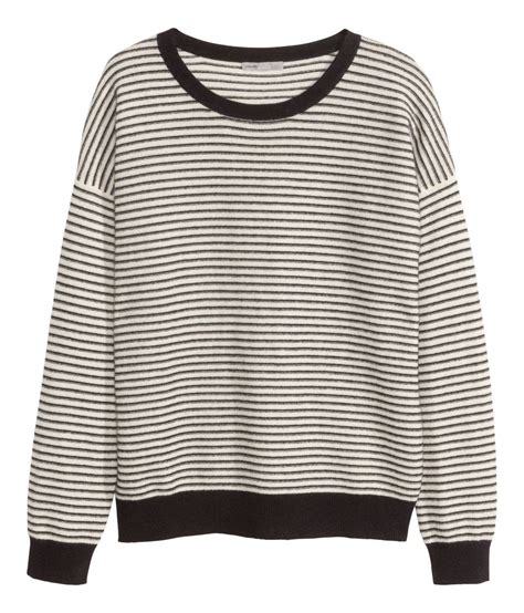 Black And White Striped Long Sleeved Sweater In Soft Premium Quality