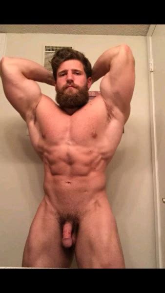 Horny Muscle Men