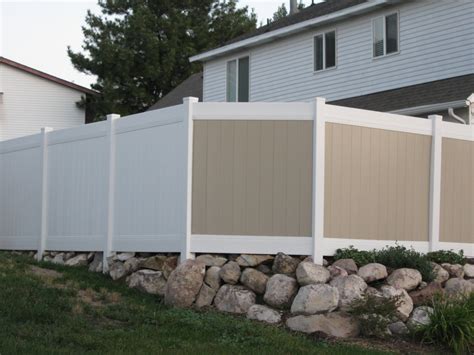 Sw Vinyl Fence On Twitter I Want Whitebut Neighbor 2 Tone Is That