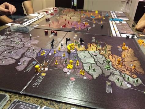 À tout moment, où que vous soyez, sur tous vos appareils. RISK Game of Thrones