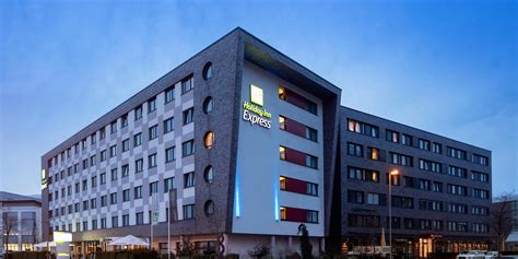 Find cheap holiday inn express hotels in bremen from sgd 98 with real guest reviews and ratings. Karte und Anfahrtsbeschreibung für das Holiday Inn Express ...
