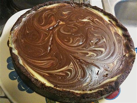 The german marmorkuchen marble cake is one of these typical cakes that are a must have for the traditional coffee and cake on sunday afternoon. Marmor - Pudding - Kuchen (Rezept mit Bild) von SHanai ...