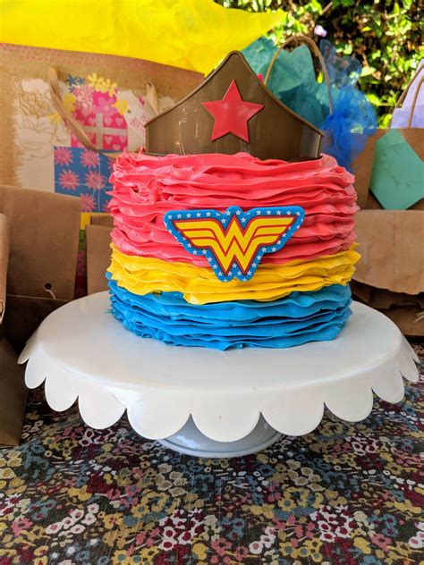 Homemade Wonder Woman Birthday Cake Food