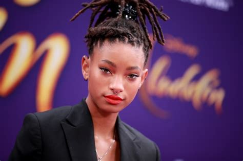 Did Willow Smith Go To College