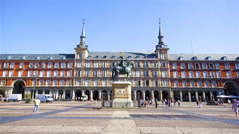 Best Plaza Mayor Madrid Hop On Hop Off Tours 2021 Top Rated Sights