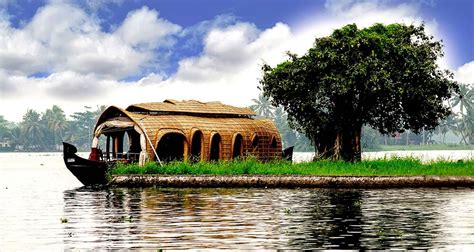 Classic Kerala Tea Gardens To Backwaters And Beach All Inclusive By