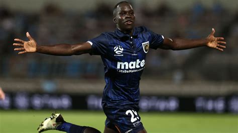 The compact squad overview with all players and data in the season overall statistics of current season. Sydney FC vs. Central Coast Mariners - Football Match ...