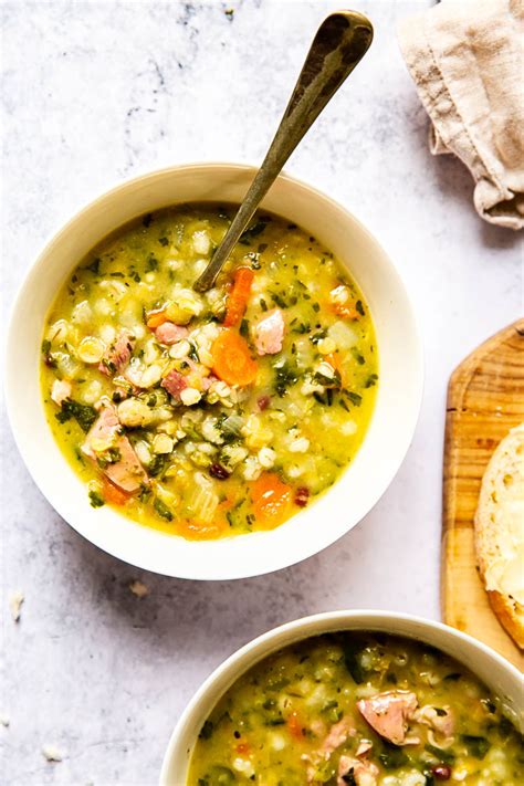 If you prefer your soups chunky, add half of the diced ham and veg to the pan with the peas, then add enough of the ham cooking liquid to cover the ingredients. Ham and Pea Soup - Vikalinka