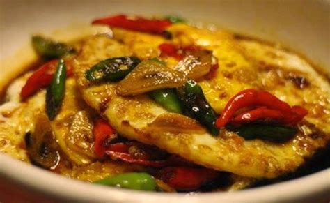 50 gr tepung kanji 3. Resep Masakan Indonesia: Resep Telur Masak Kecap Pedas