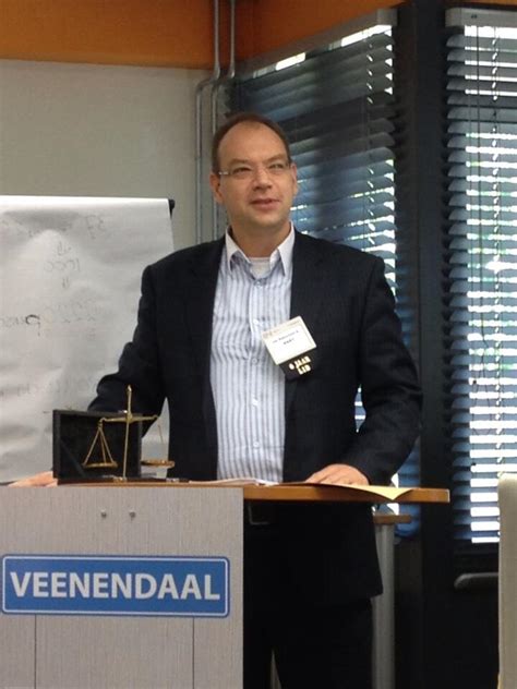 Bart van lancker werd aangesteld als zaakvoerder van kortrijk. Martine Floor-Bron🐝 on Twitter: "Bram Bart van Van Loon ...