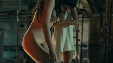 D Borah Fran Ois Nue Dans My Queen Karo Hot Sex Picture
