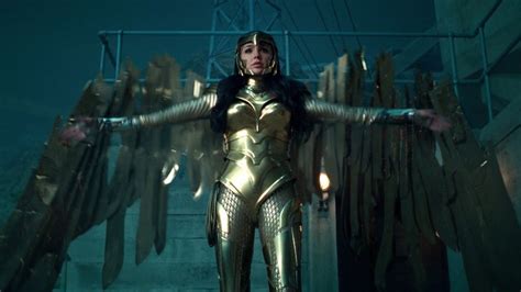 Small Details You Missed In The New Wonder Woman 1984 Trailer