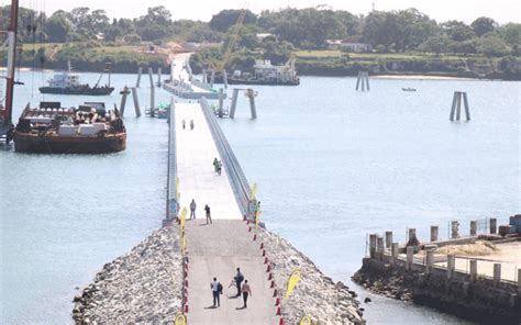 Uhuru Launches First Floating Bridge At Likoni People Daily